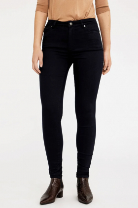 Kate 520, Stay black